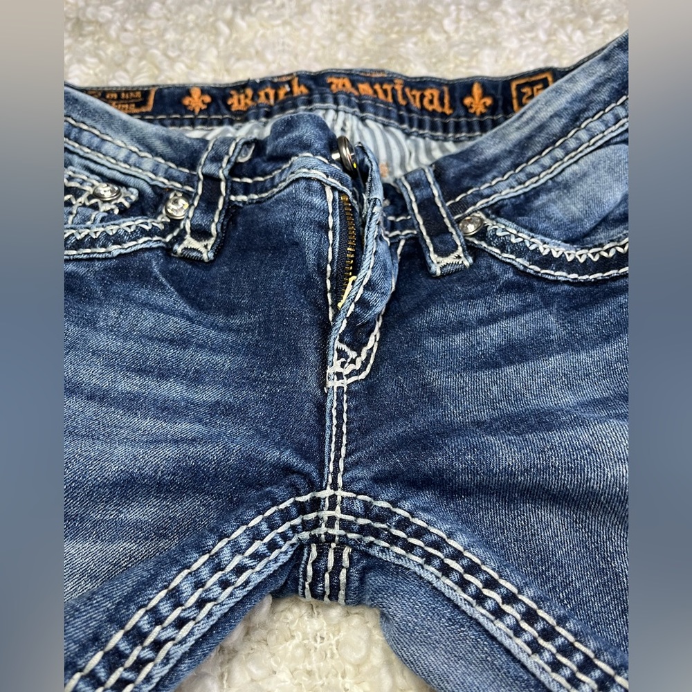 Rock Revival. Donna Bootcut Medium Distressed Wash Denim Jean. Size 26. - Picture 9 of 12